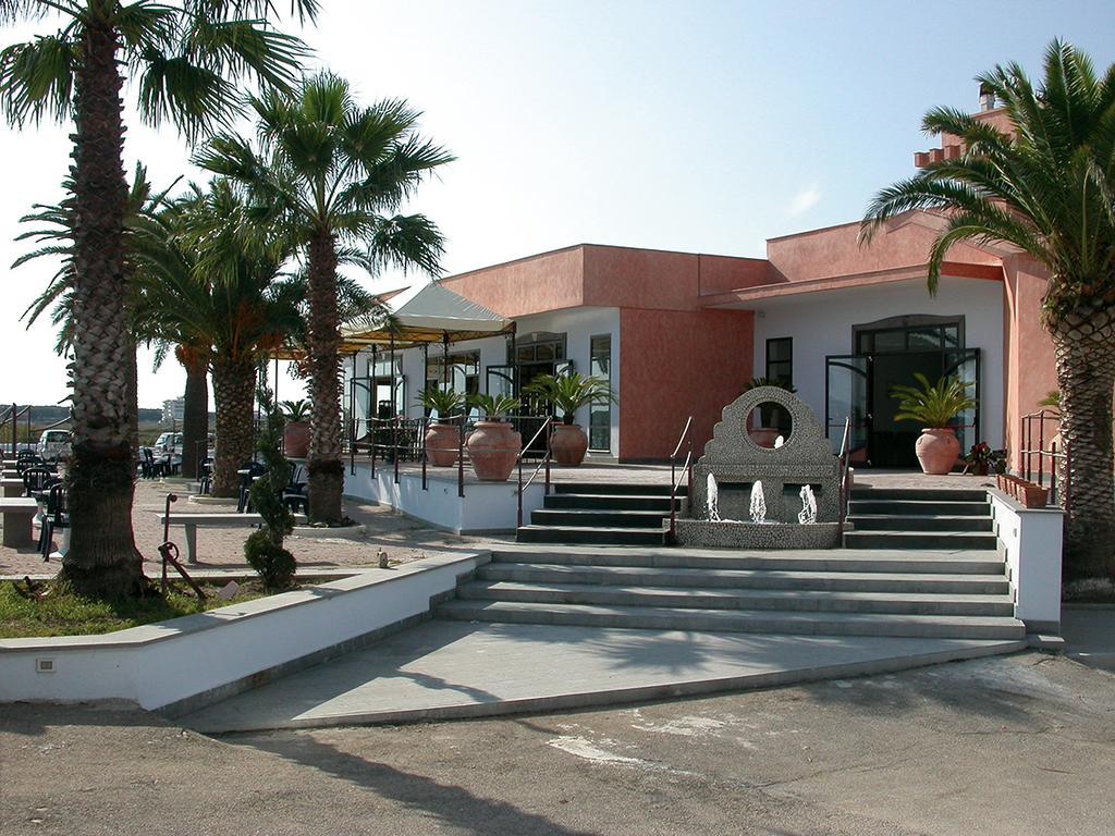 Hotel L' Anicre Varcaturo Exterior photo
